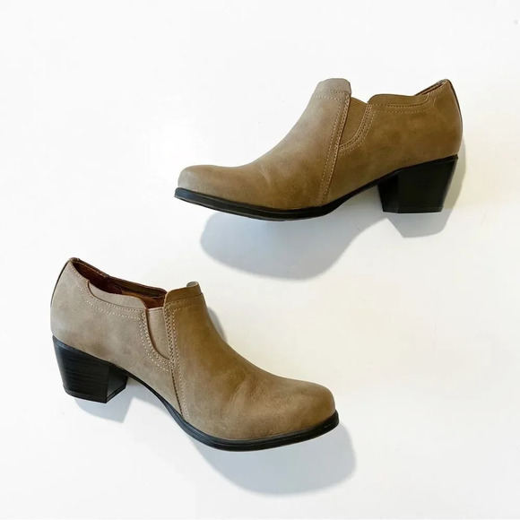 Natural Soul Taupe Vegan Leather Low Ankle Boot Bootie Women’s Size 8 Fall Vibes - Picture 11 of 11